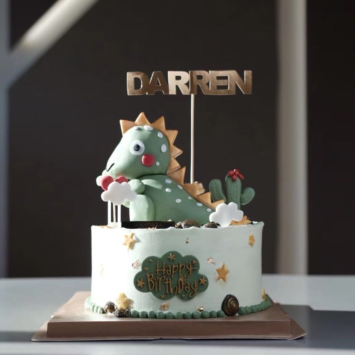 Fondant Dinosaur Cake