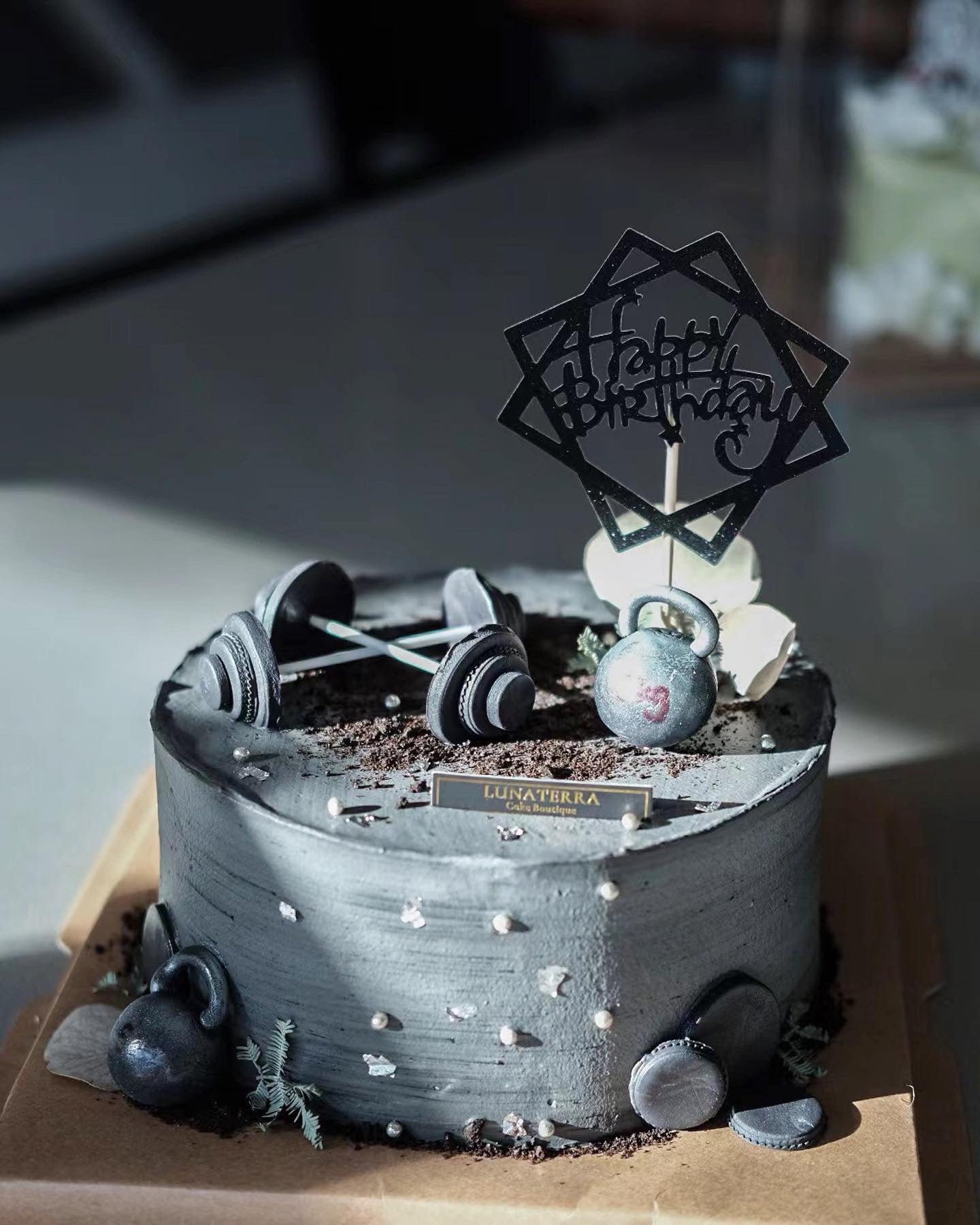 Fondant Gym-themed Cake