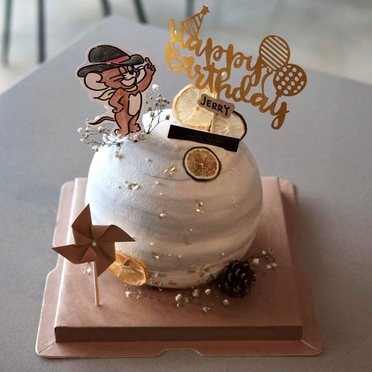 Customized Ball Cake