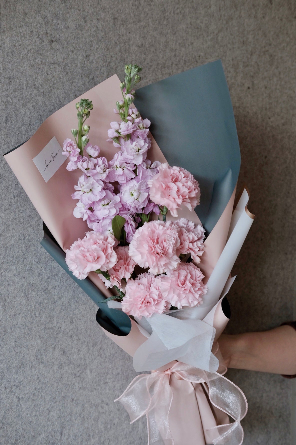 Bouquet for her