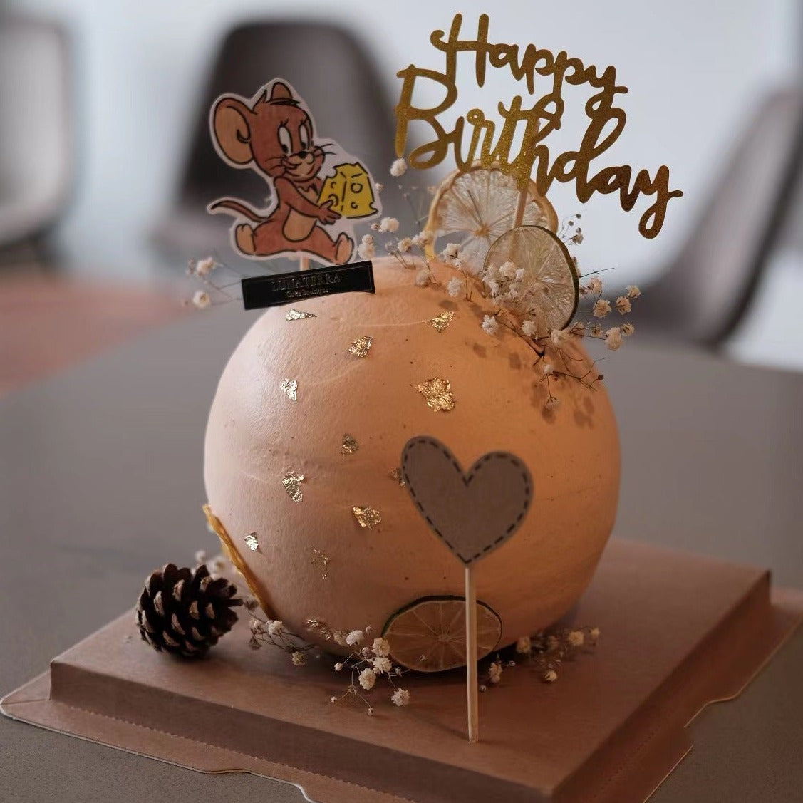 Customized Ball Cake