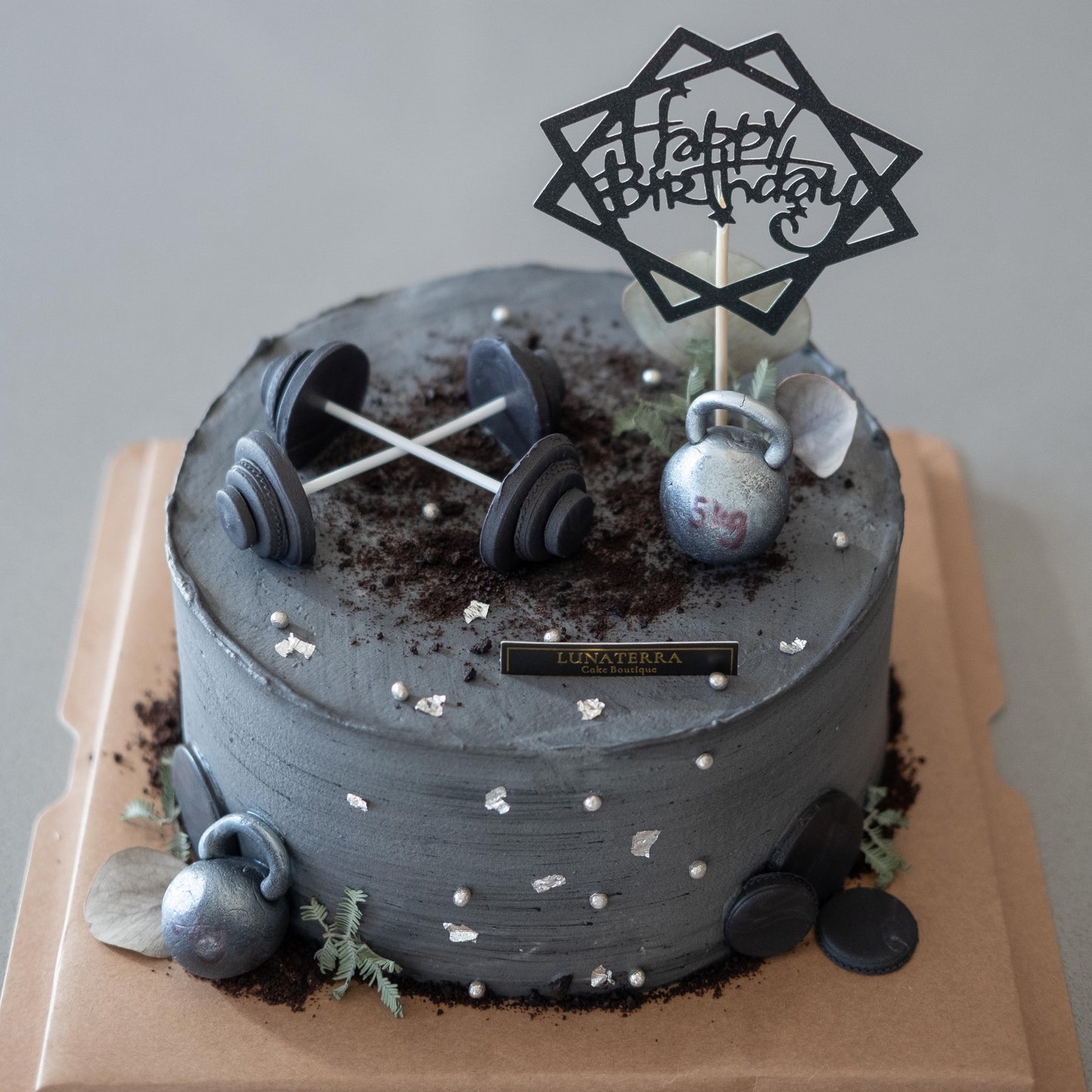 Fondant Gym-themed Cake