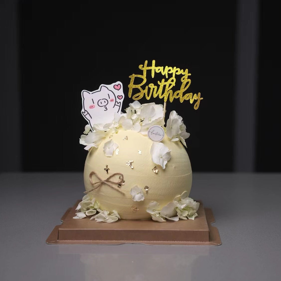 Customized Ball Cake
