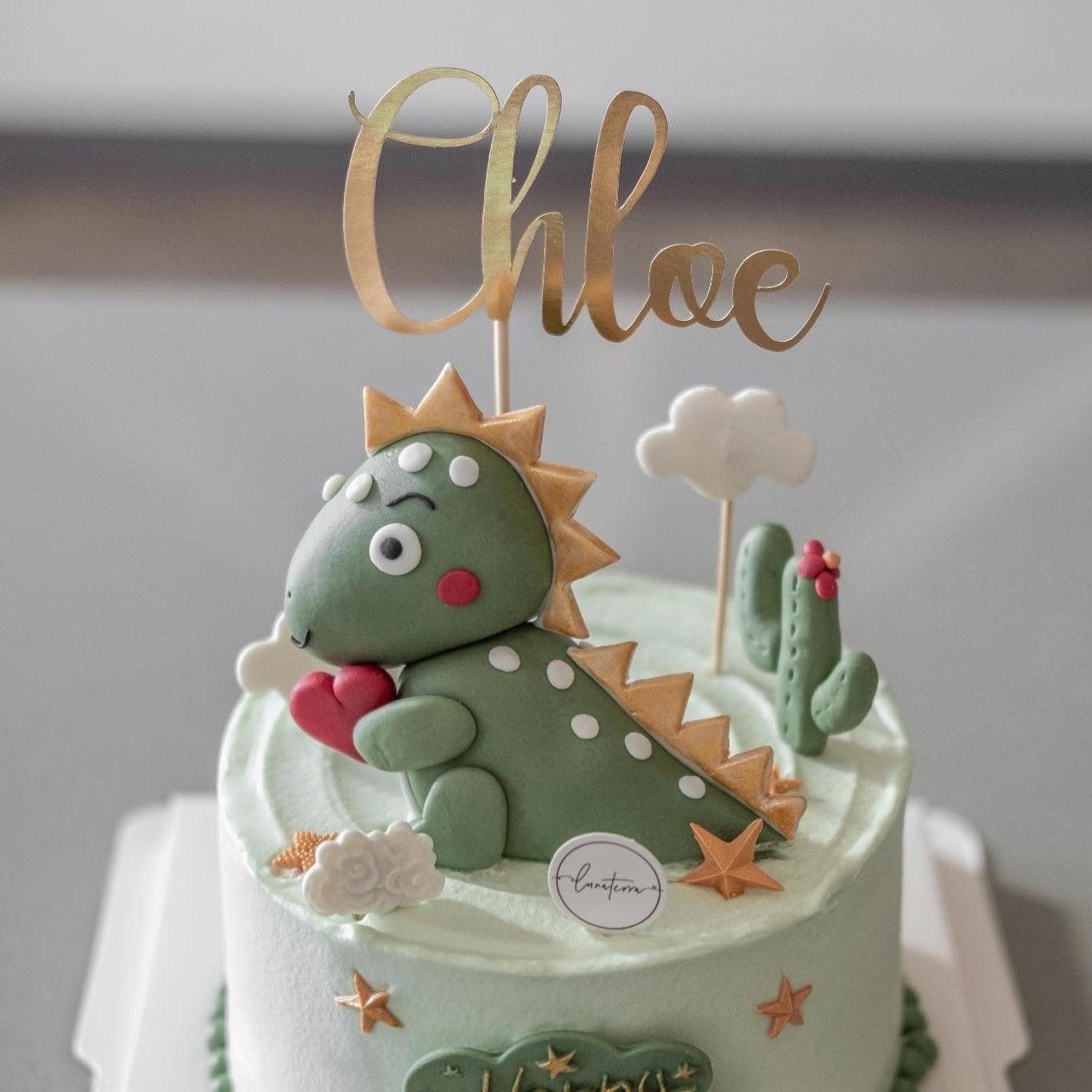 Fondant Dinosaur Cake